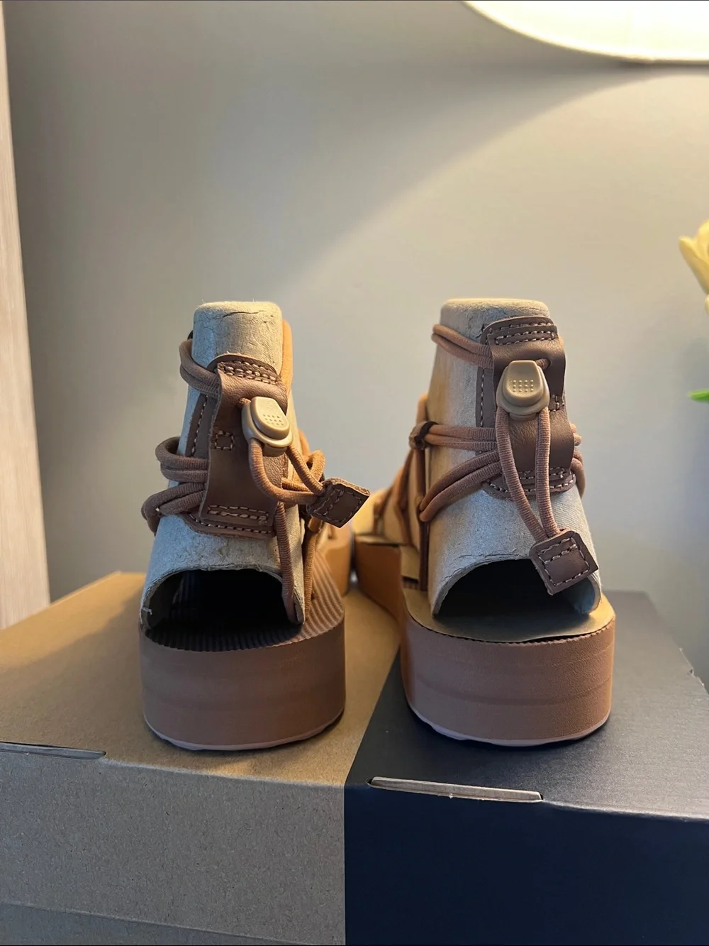 NWT Teva Women's Midform Infinity Flatform Sandal